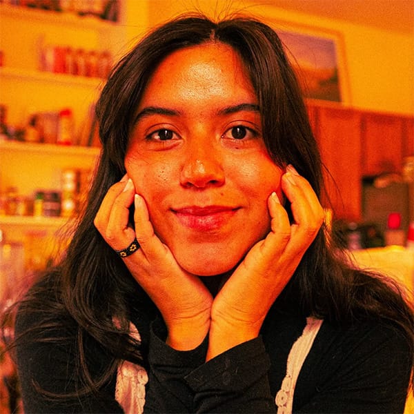 Anona Maya_Headshot